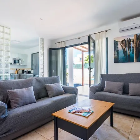 Verona Playa Blanca Villa